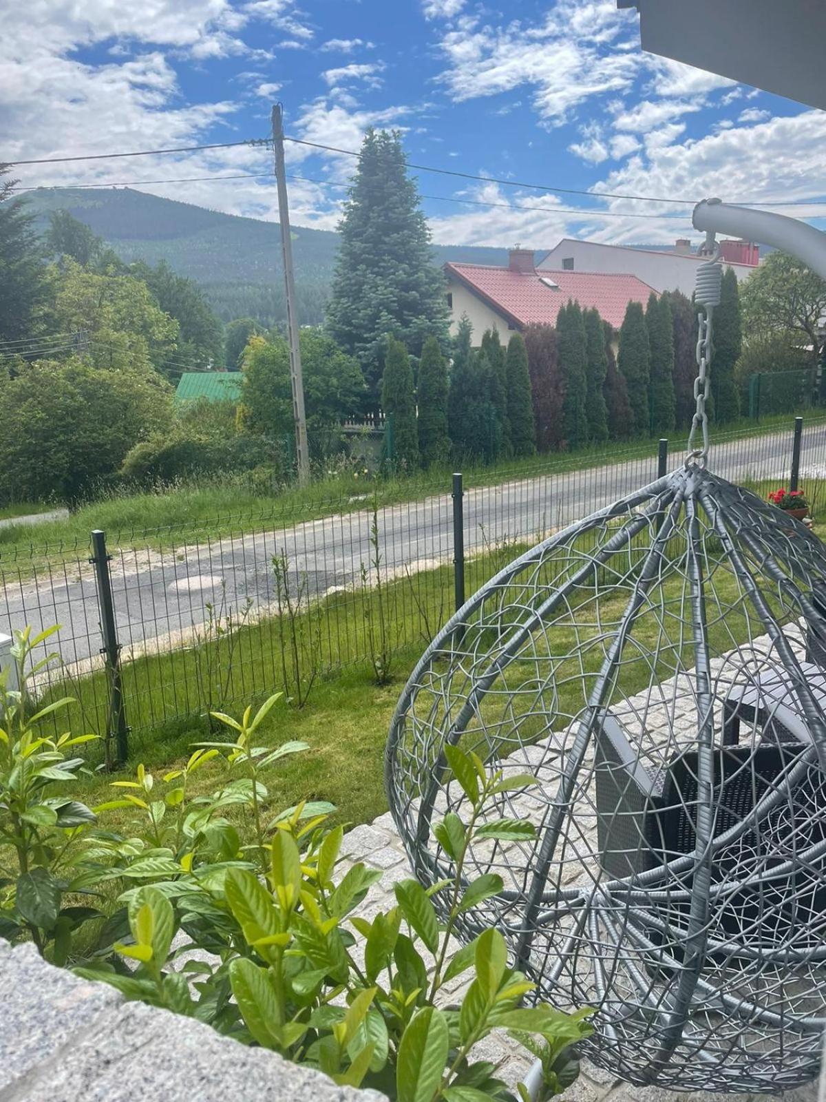 Z Widokiem Apartamenty - Apartamenty Z Widokiem Na Gory I Zewnetrzna Balia Szklarska Poręba Esterno foto